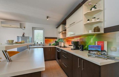 Awesome Home In Ivanec With Wi-Fi - Foto 15