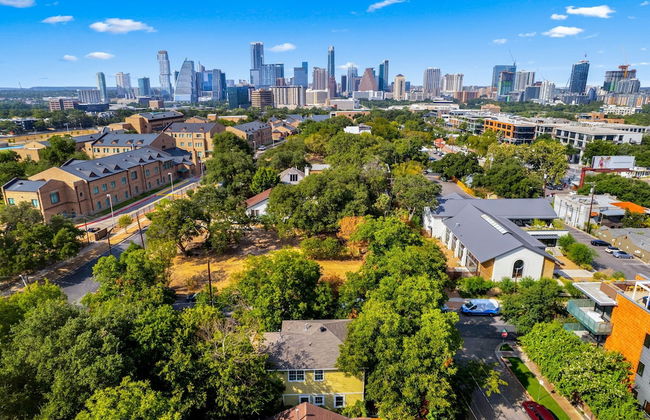 Eclectic 3 Bedroom Block From South Congress! - Foto 38