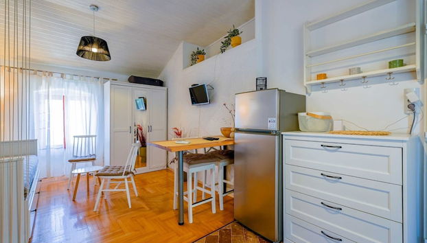Snug and Stylish Downtown Rovinj Apartment - Foto 5, Cocina privada