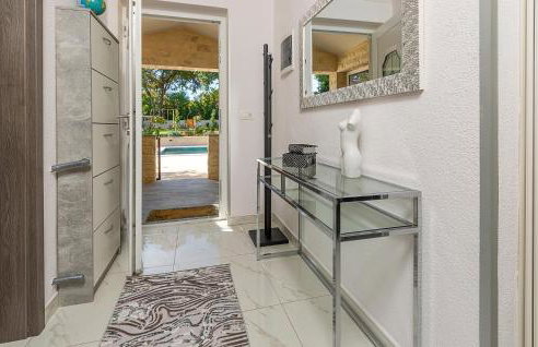 Lovely Home In Nedescina With Kitchen - Foto 28