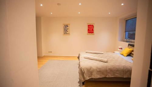 Nahe Stadt/Alster, Ruhig, Dart - Foto 5