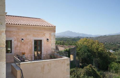 Butterfly, a historical villa with pool & hot tub! - Foto 47