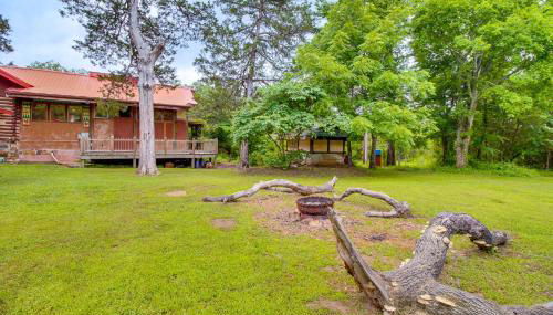4 Mi to Historic District Calico Rock Cabin! - Foto 2