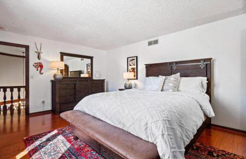 Unique Estate 5 Bedrooms Fire Pit Sleeps 10 - Foto 60