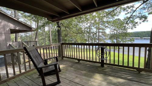 Mountain Harbor Lodge cottage on Lake Ouachita - Foto 5