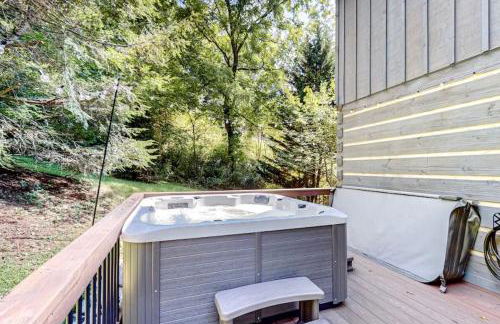 Grandpa John Cabin - Hot Tub, Game Room - Foto 32