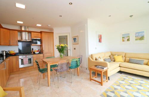 Beachside apartment, sea views - Foto 4