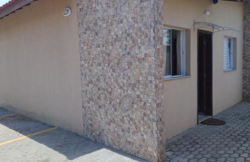 Linda casa de praia sobre as ondas - casa em condomínio com 1 vaga de garagem - Foto 5