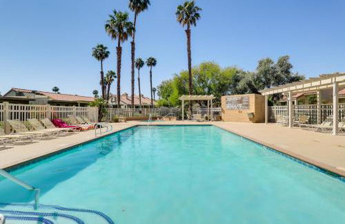 Community Pool and Hot Tub Palm Desert Rental! - Foto 1