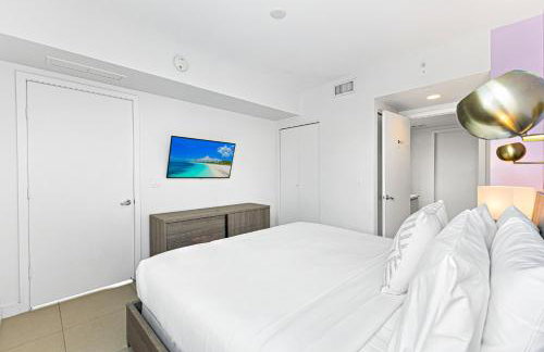 Dharma Home Suites Miami Beach at Monte Carlo - Photo 4