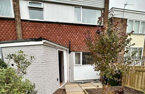 Howick House-Sleeps 5-Pet friendly-Parking-Garden - Foto 5