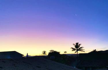 Vista para o mar e a poucos passos da praia - com Wi-Fi - Photo 38