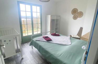 Villa des Suisses with Jacuzzi & View of Lake des Settons - Foto 15