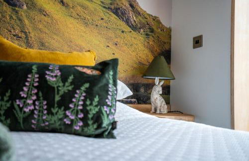 Rosemary Lodge 2BR with Hot Tub near Black Mountain - Foto 27