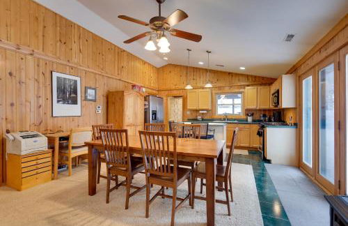 Minocqua Lakefront Cabin with Deck - Foto 13
