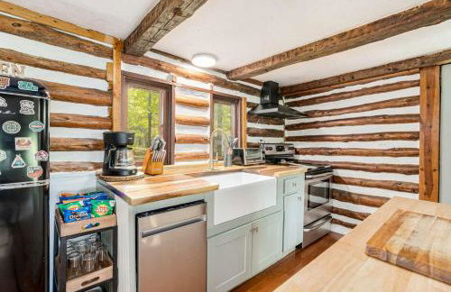 Modernized Log Cabin w Hot Tub Fire Pit & Views - Photo 9