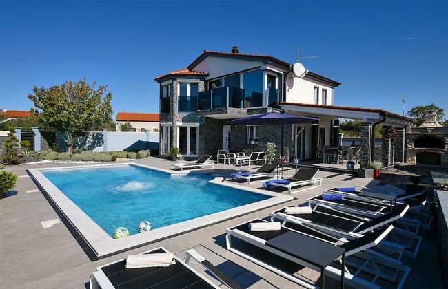 House 1971 - Photo 47