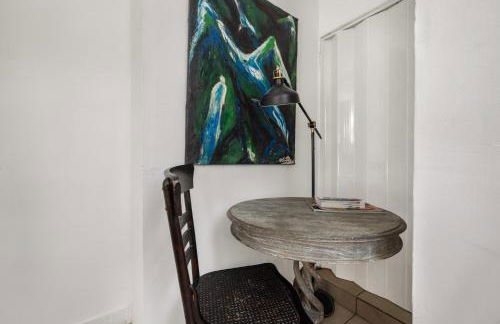 Artful 4BR Family Retreat - Foto 7