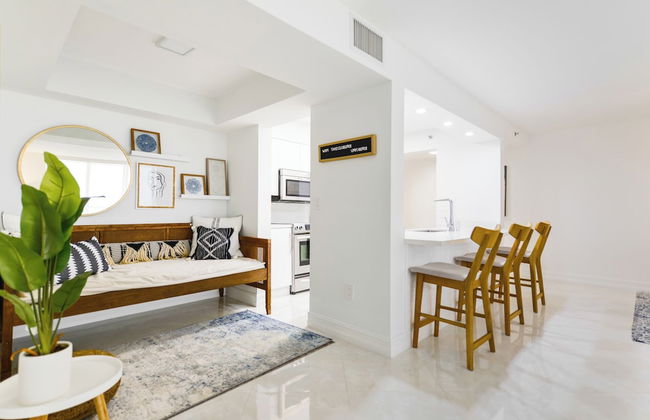 Sky High 31st Floor Condo W Parking - Foto 62