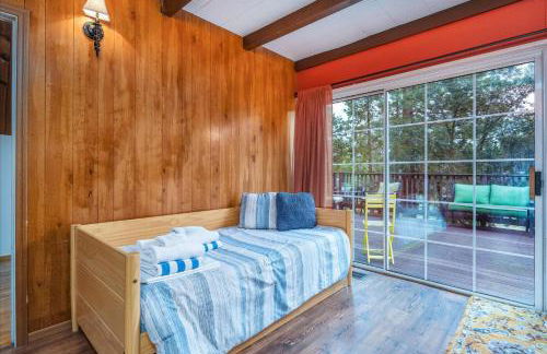 Bass Lake Chalet- A frame with hot tub/firepit - Foto 18