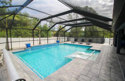 Chic 3 BR Private Pool Home in Lehigh Acres - Foto 1