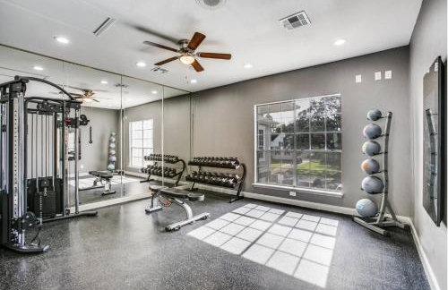 Resort Style Apt/Home in Houston Medical Centre - Foto 33