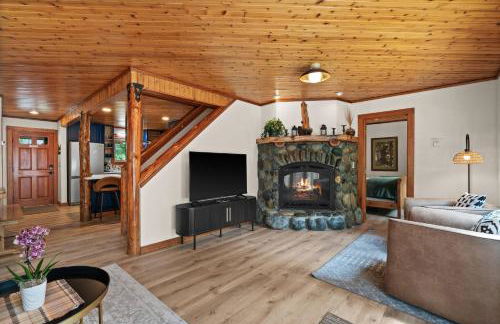 Rainier River Retreat - Foto 8