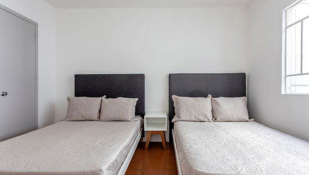 Stay Connected in Roma - 3br- Fast Wifi- Laundry - Foto 4, Habitación