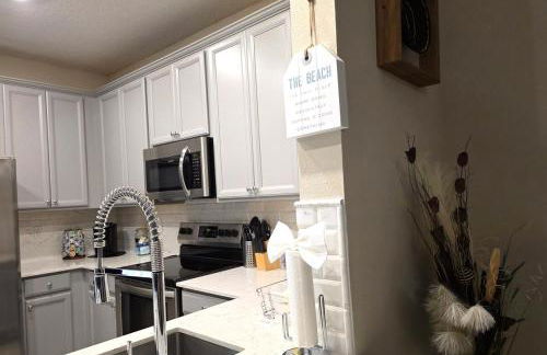 Relaxing Modern 3 BR Home - Queen Bd - North JAX - Foto 7