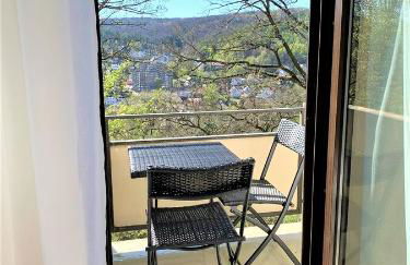 Top Modernes 1-Zimmer-Apartment mit Küche, Parkplatz, kostenfreiem WLAN und Netflix - Foto 13