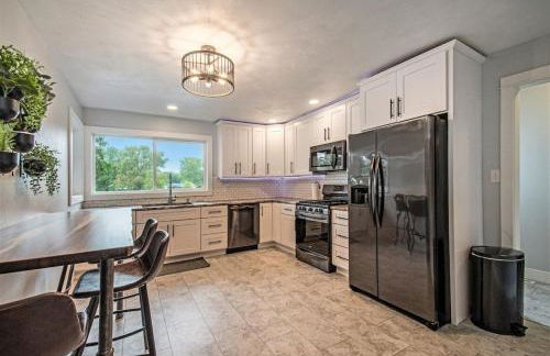 Sunset Point - Spacious 4-bedroom house in Elkhart with WiFi, AC, Swim Spa - Foto 8