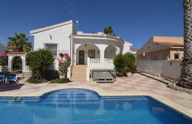 Modern Villa in Rojales with Hot Tub & Private Pool - Foto 22