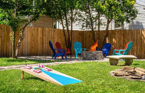 Prime Derby Location - Firepit - Yard - Family Friendly - Foto 4