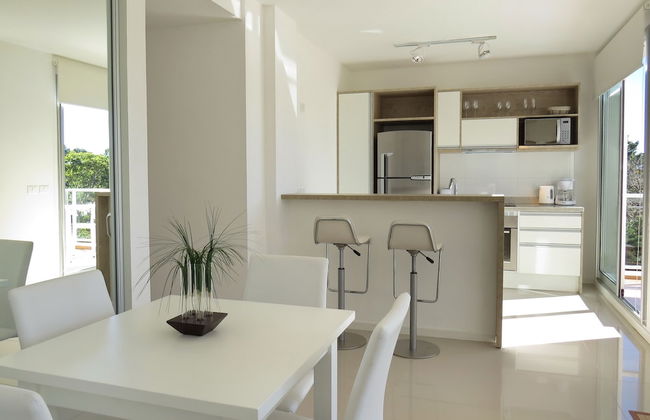 Emerald Apartments - Photo 11