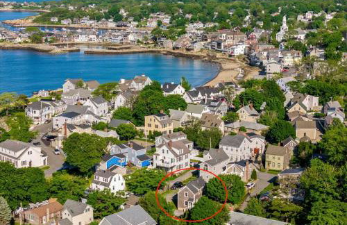 Dog Friendly 2BR Home Walk to Beach+Bearskin Neck - Foto 4