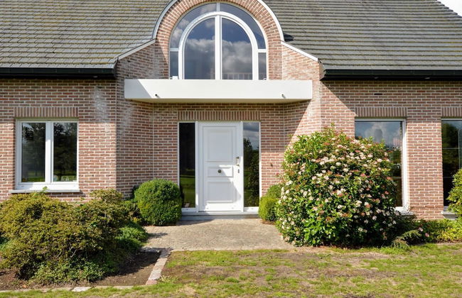 Spacious Villa in Zingem With Garden - Photo 32