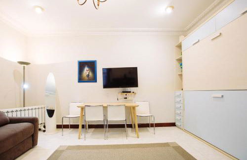 APARTAMENTO CENTRICO JUNTO ESTACION TREN Y AUTOBUS - Foto 1