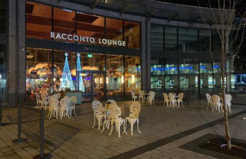 Cozy Vibes Refined 2BR Flat - Photo 36