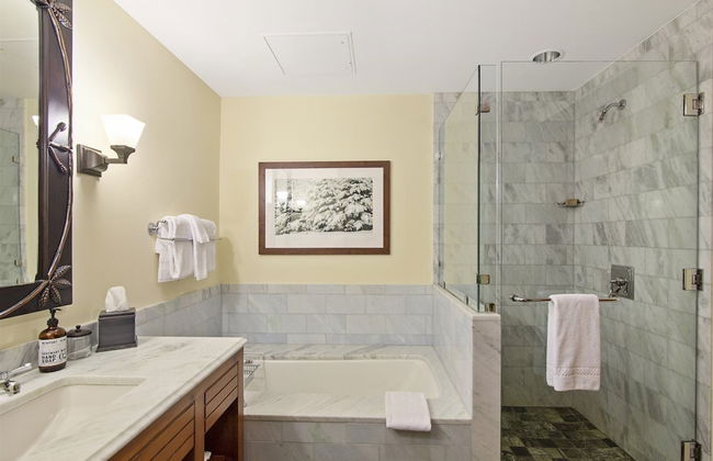 1325 Studio @ The Lodge at Spruce Peak - Photo 12