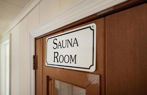 Cabin w hot tub & fire pit - Foto 22