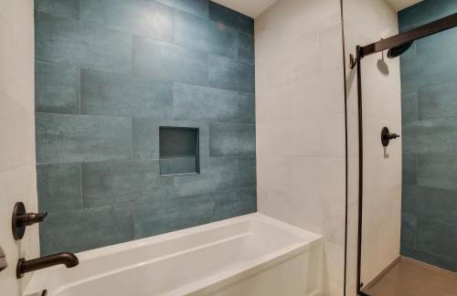 Higgins Lake Vacation Rental with Lake Views and Deck! - Photo 18