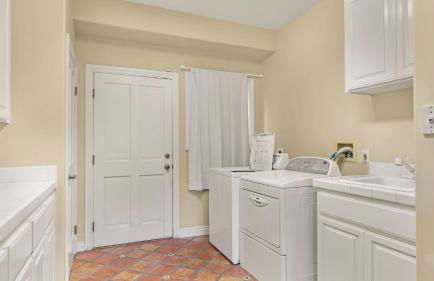 Private Estate w Pool Hot Tub Fire Pit Near Encinitas The Ranch by AvantStay - Foto 54