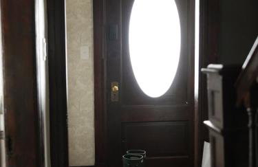 Designer Home, Hot Tub, Private Yard, & Projector - Foto 45