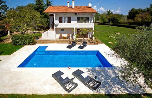 Apartment Doris with Private Pool and large Garden - Photo 23