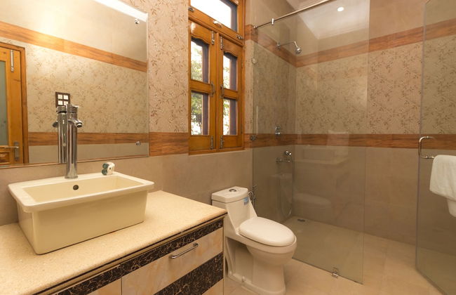 OYO 16593 Home Luxury 3BHK Galaxy Villa Andrar - Foto 11