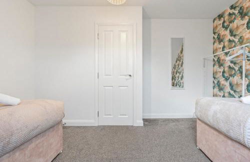 Luxury 5 bedroom House With FREE Parking and Pool Table - Foto 41