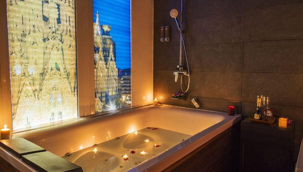 Masaje a elegir en Pareja de 60 min y Baño Floral 30 min en THAI SPA MASSAGE - Foto 5