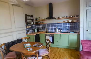 Jameswood Villa - Photo 30