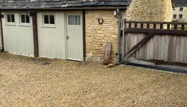 The Retreat - Photo 2