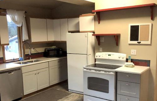 Sluice Box - Affordable, Convenient, and near Mendenhall Glacier- DISCOUNTS ON TOURS! - Foto 14